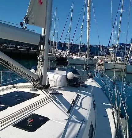 Botel Barco Tomeu Marina Del Sur Galletas *